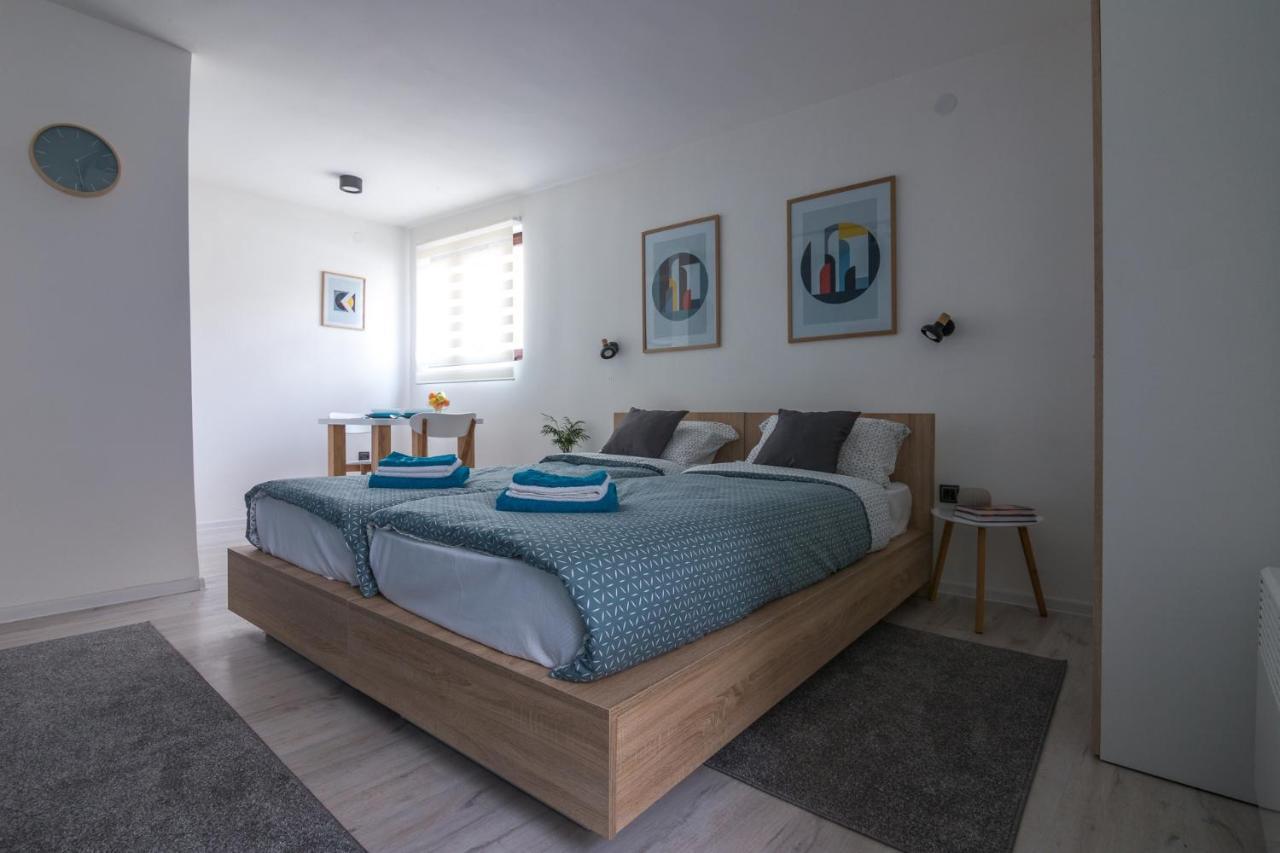 Sunrise Apartments นิส ภายนอก รูปภาพ